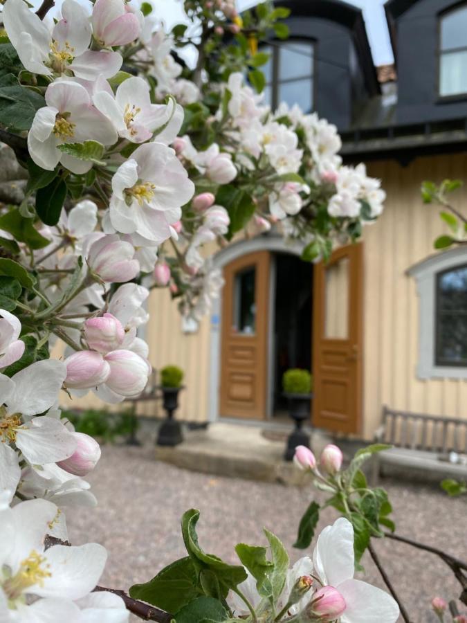 Runnvikens Pensionat Tystberga Esterno foto