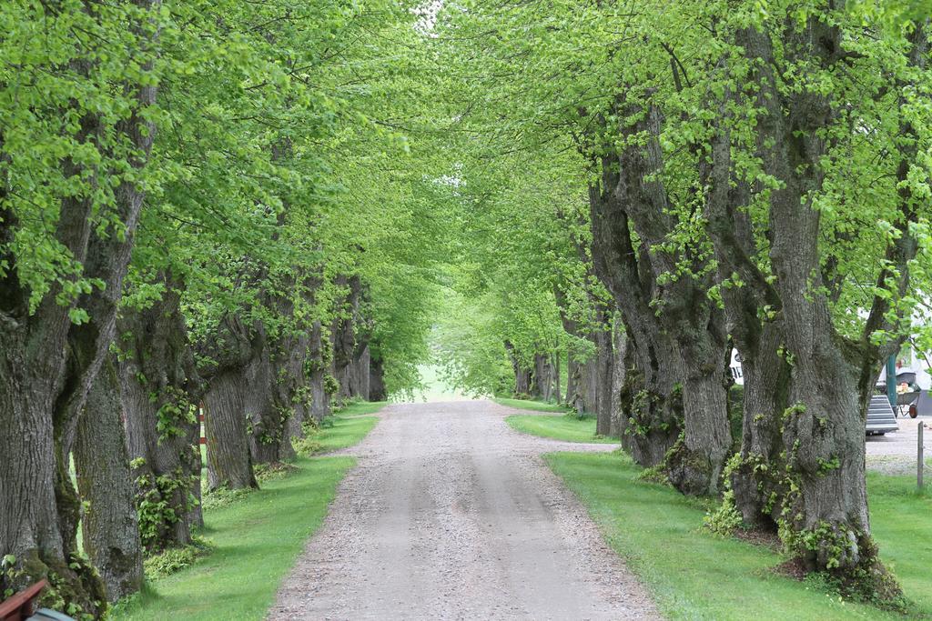 Runnvikens Pensionat Tystberga Esterno foto